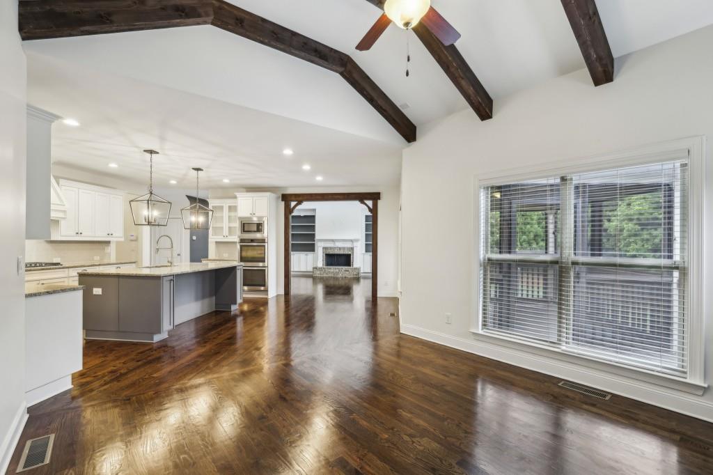 Williams Point - Residential