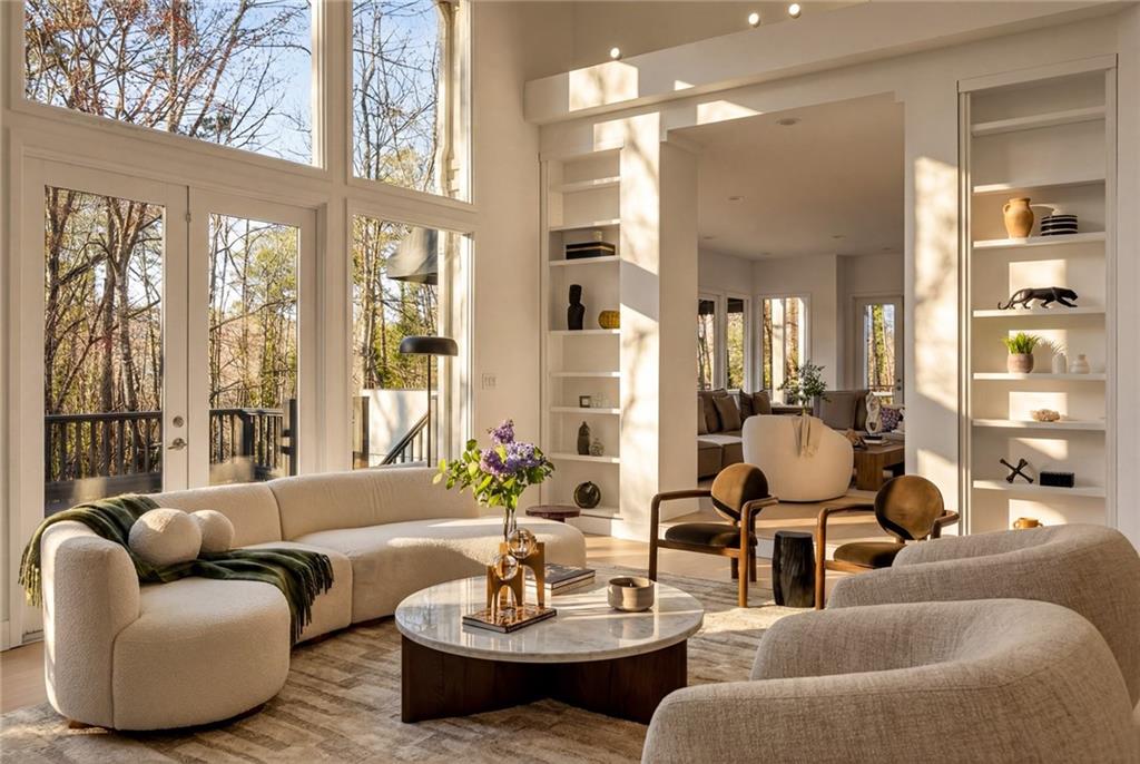 230 N Chambord Drive NW