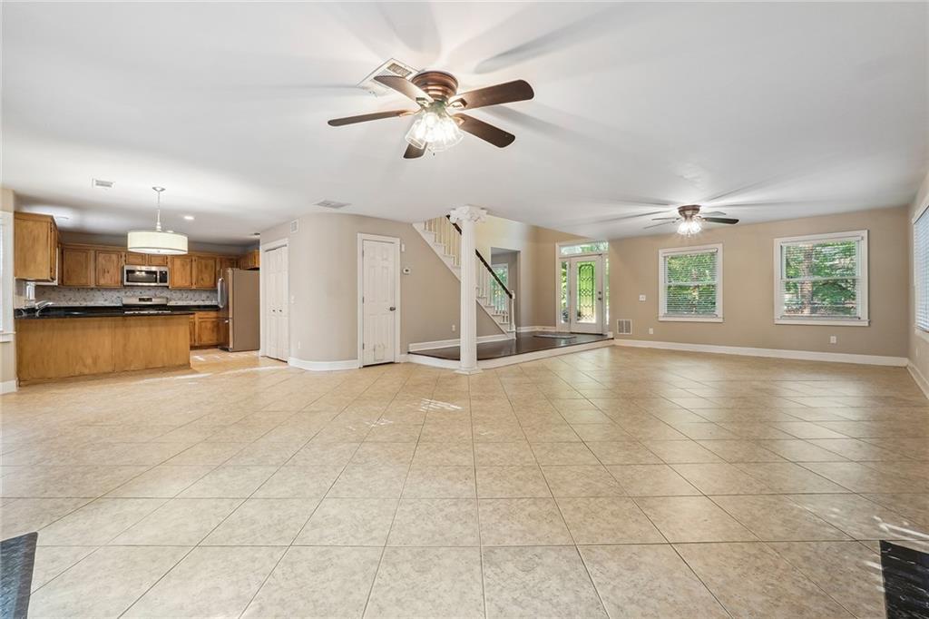 Whispering Oaks - Residential Lease