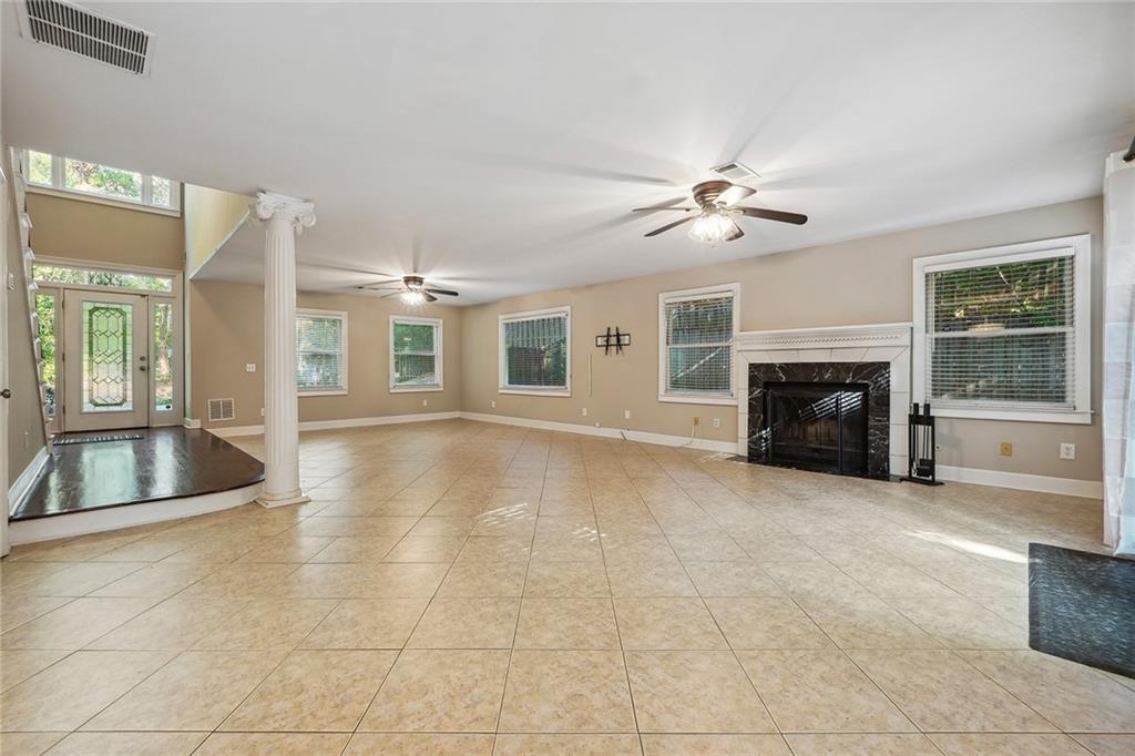 Whispering Oaks - Residential Lease