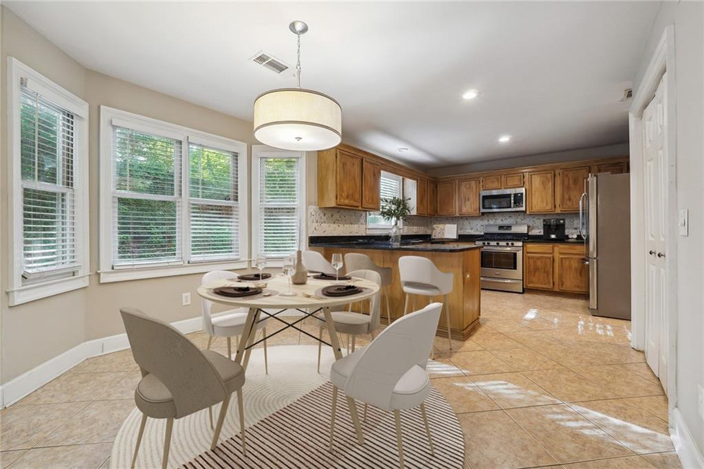 Whispering Oaks - Residential Lease