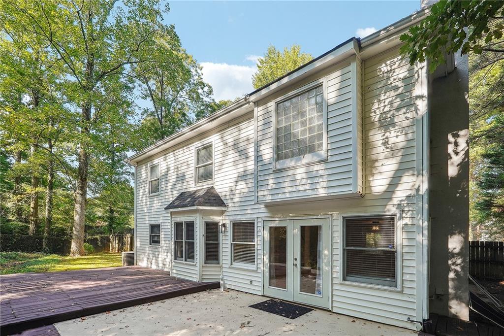 Whispering Oaks - Residential Lease