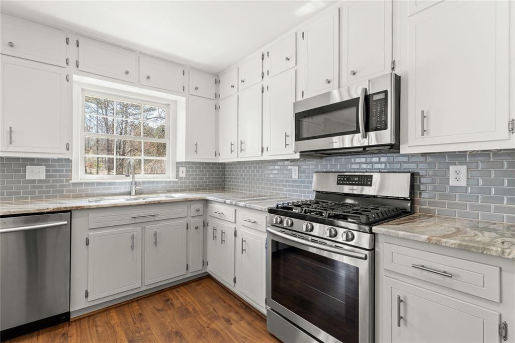 2488 Fontainebleau Drive, Dunwoody, Georgia image 15