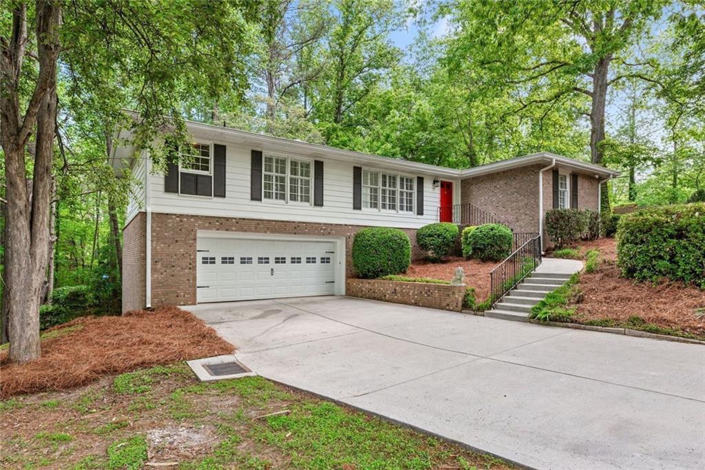 2488 Fontainebleau Drive