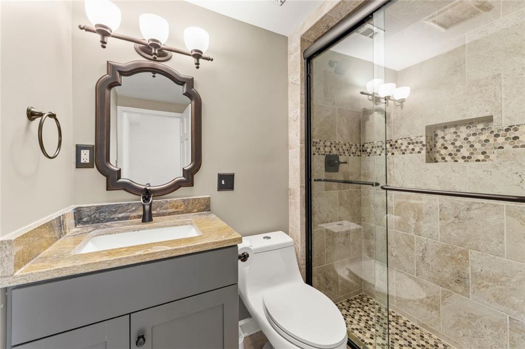 2488 Fontainebleau Drive, Dunwoody, Georgia image 34