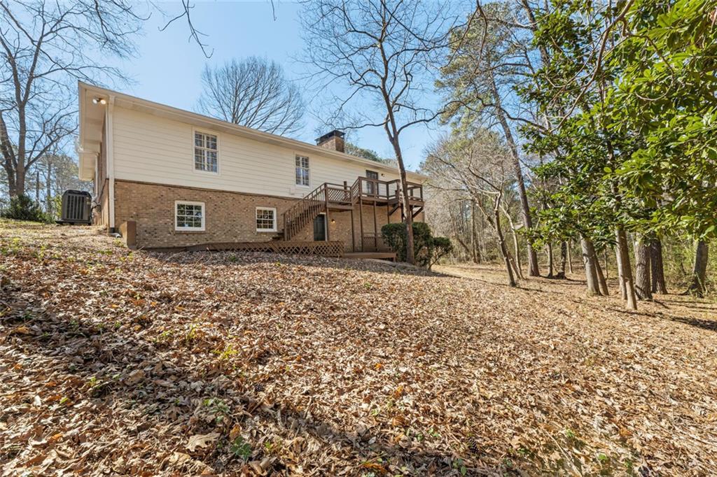 2488 Fontainebleau Drive, Dunwoody, Georgia image 36