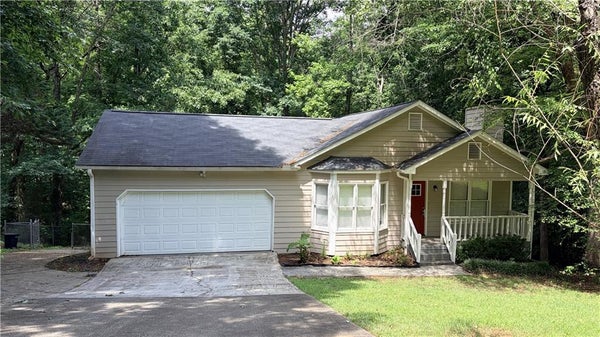 1535 OAKHILL DR, AUBURN, GA 30011 - Image 45093aa657b039a3e7e51b4e567d0ffa/235929902