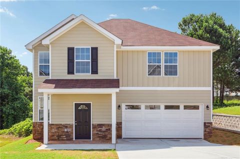 Homes For Sale - 7094 Skippingstone Way<br/> Douglasville, GA 30134