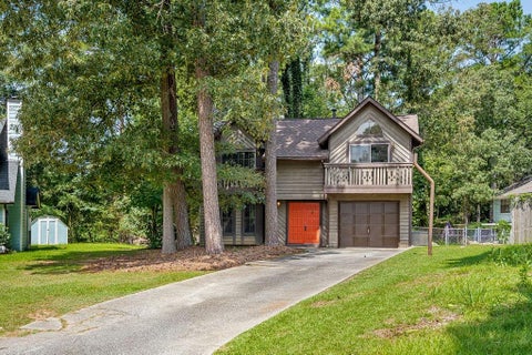 Homes For Sale - 1043 Ascot Court<br/> Riverdale, GA 30296