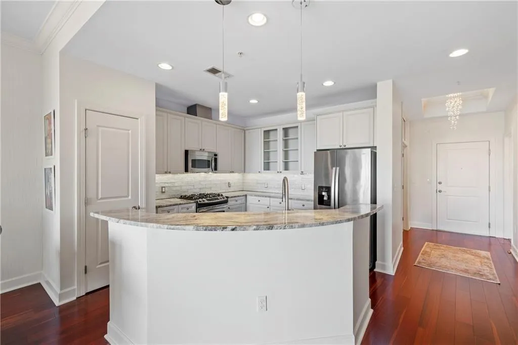 Atlanta, Georgia 30339, United States, 2 Bedrooms Bedrooms, ,2 BathroomsBathrooms,Residential,Active,174527