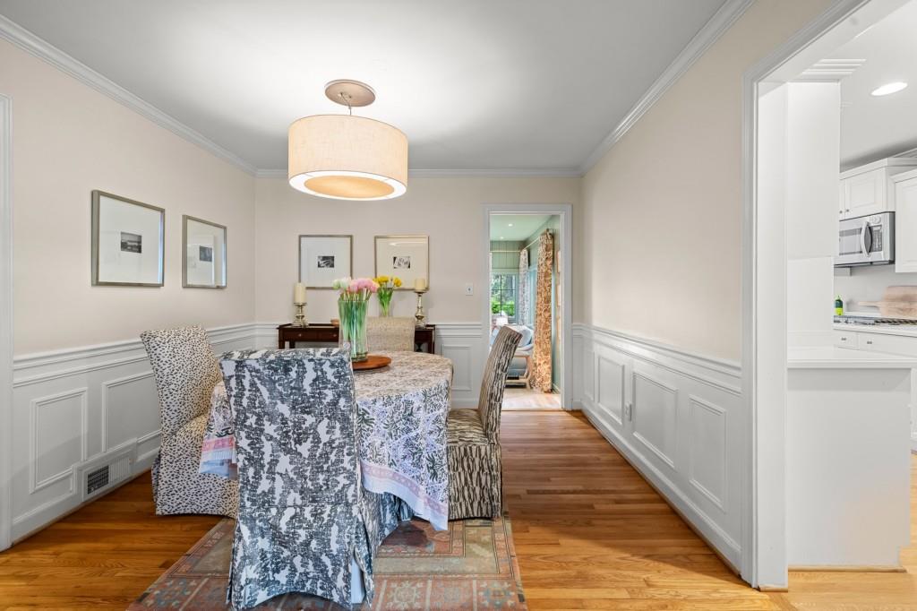 1837 Walthall Drive NW