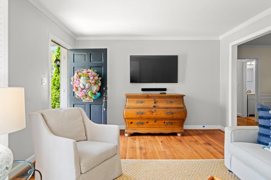 1837 Walthall Drive NW