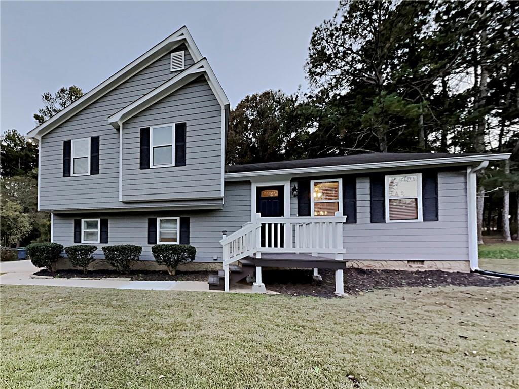 Discover this spacious 4-bedroom, 2-bathroom pet-friendly home spanning 1,800 sq. ft. The kitchen is equipped with stainless steel appliances, including a refrigerator, range oven, and dishwasher. Enjoy the convenience of a ceiling fan and window coverings in the living areas. Relax on the deck, which complements the outdoor space. The bathrooms include a bathtub for added comfort. Schedule a tour today to see this inviting home!