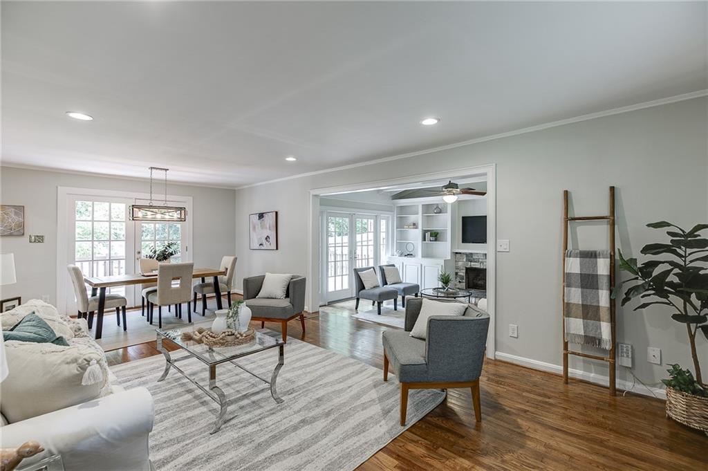 3173 Parkridge Crescent