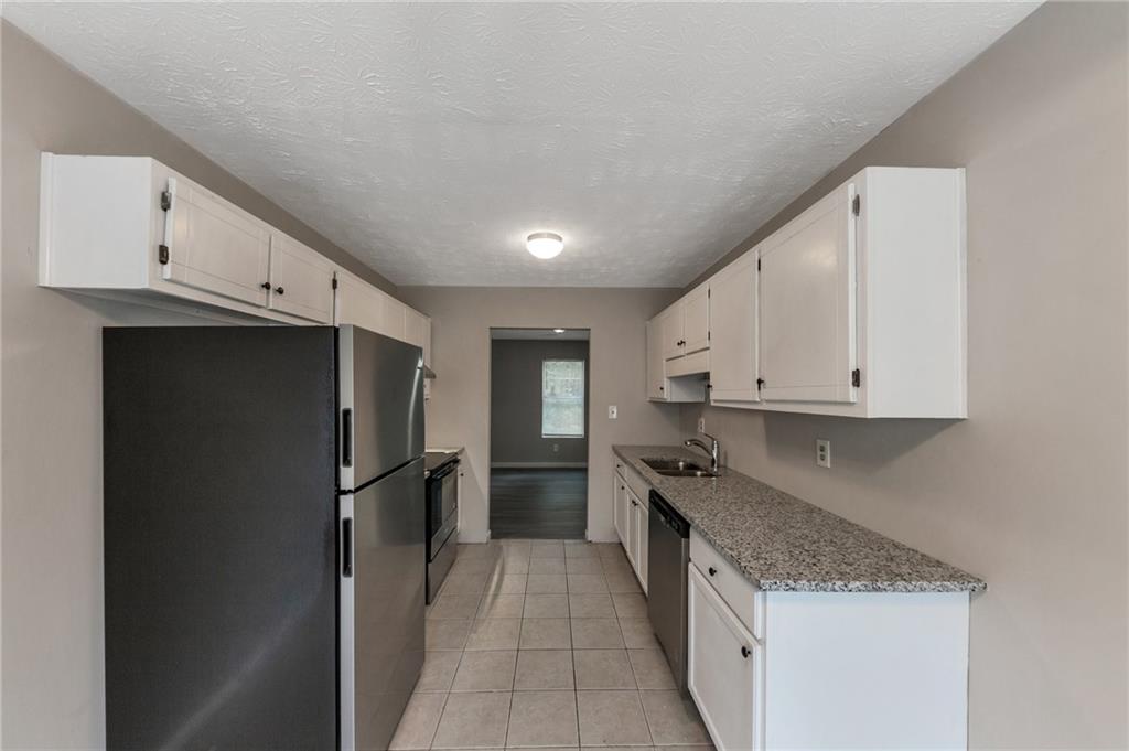 8541 Westchester Drive, Douglasville, Georgia image 3