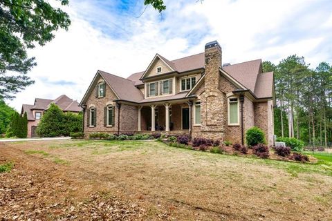 A home in Dacula