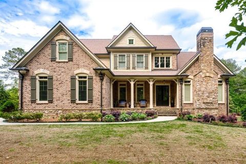 A home in Dacula