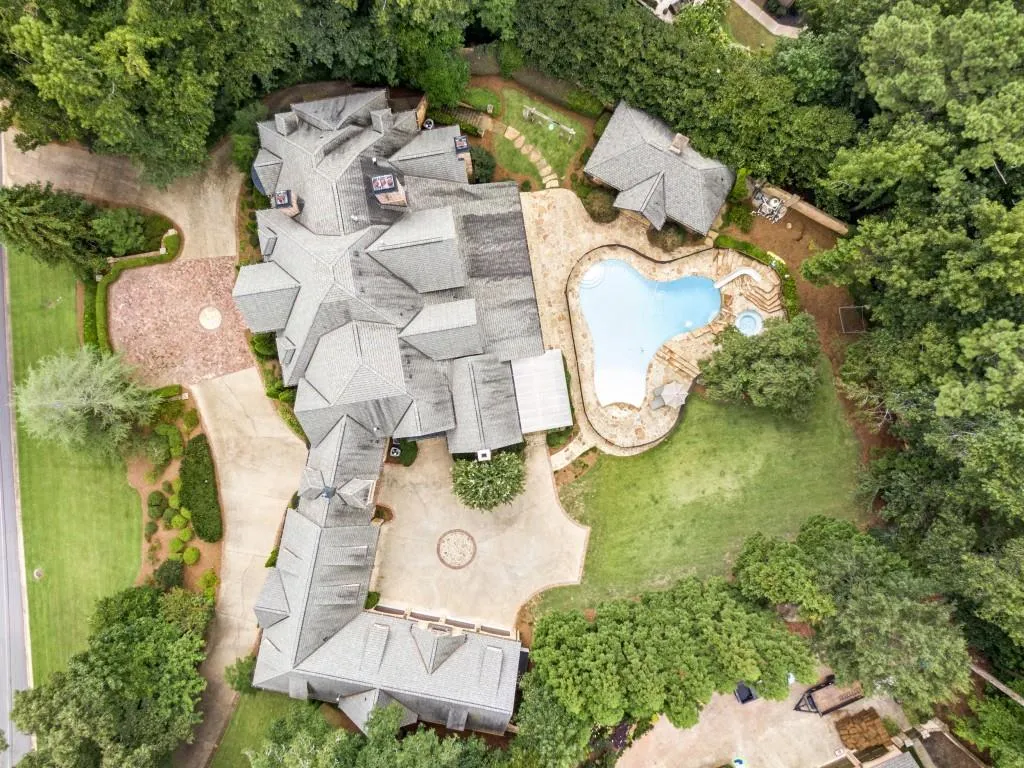 Marietta, Georgia 30067, United States, 7 Bedrooms Bedrooms, ,8 BathroomsBathrooms,Residential,Active,110386