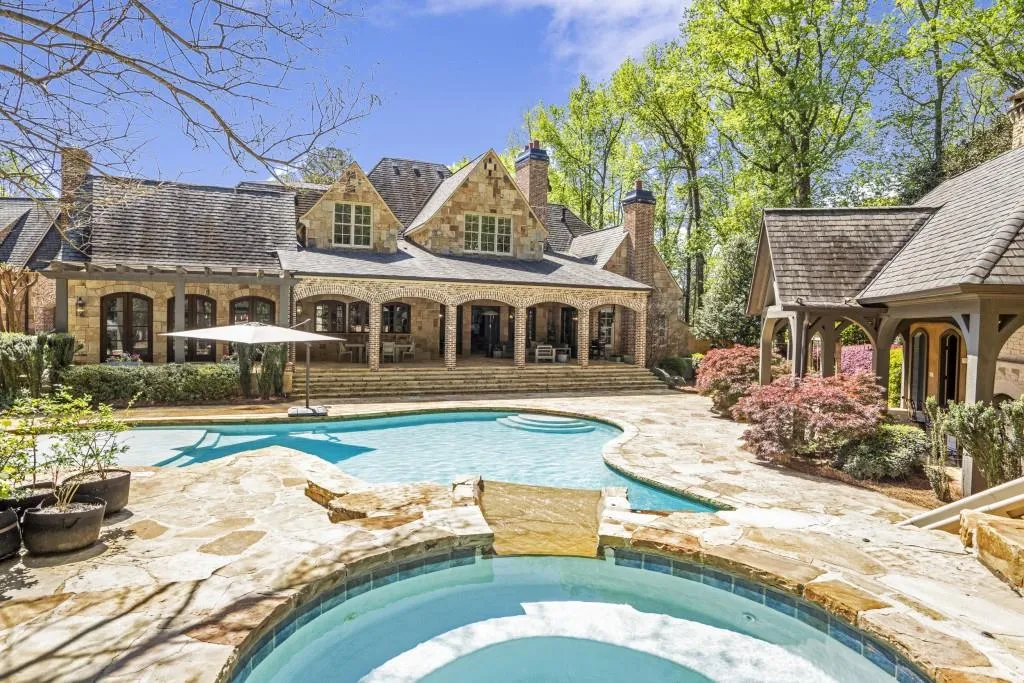 Marietta, Georgia 30067, United States, 7 Bedrooms Bedrooms, ,8 BathroomsBathrooms,Residential,Active,110386