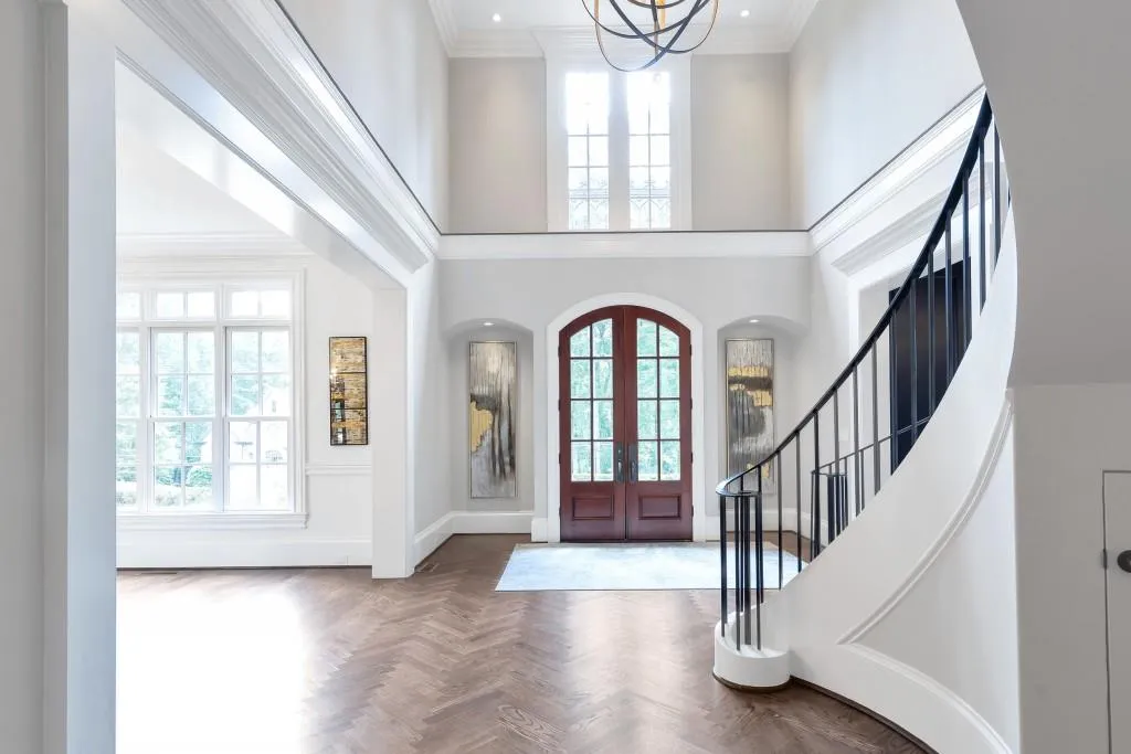 Marietta, Georgia 30067, United States, 7 Bedrooms Bedrooms, ,8 BathroomsBathrooms,Residential,Active,110386