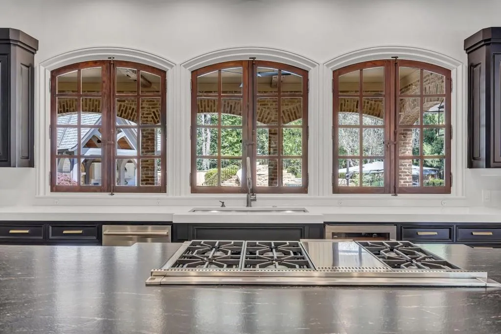 Marietta, Georgia 30067, United States, 7 Bedrooms Bedrooms, ,8 BathroomsBathrooms,Residential,Active,110386