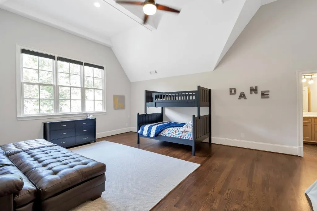 Marietta, Georgia 30067, United States, 7 Bedrooms Bedrooms, ,8 BathroomsBathrooms,Residential,Active,110386