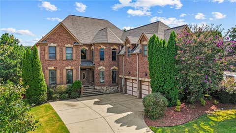 Homes For Sale - 2650 Moon Chase Lane<br/> Buford, GA 30519