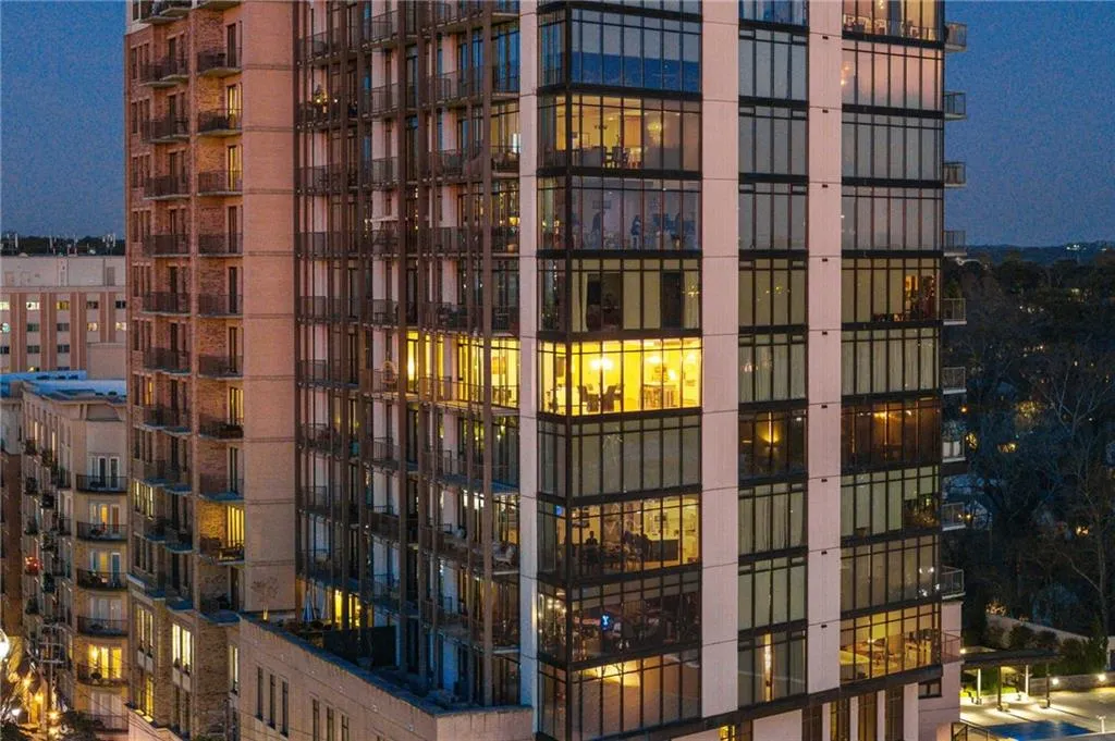 Atlanta, Georgia 30309, United States, 2 Bedrooms Bedrooms, ,3 BathroomsBathrooms,Residential,Active,78685