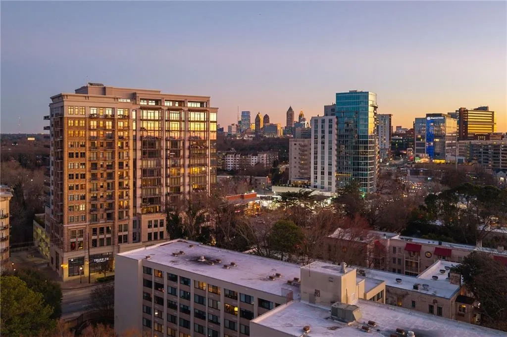 Atlanta, Georgia 30309, United States, 2 Bedrooms Bedrooms, ,3 BathroomsBathrooms,Residential,Active,78685