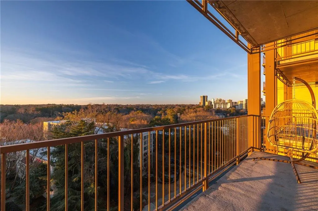 Atlanta, Georgia 30309, United States, 2 Bedrooms Bedrooms, ,3 BathroomsBathrooms,Residential,Active,78685