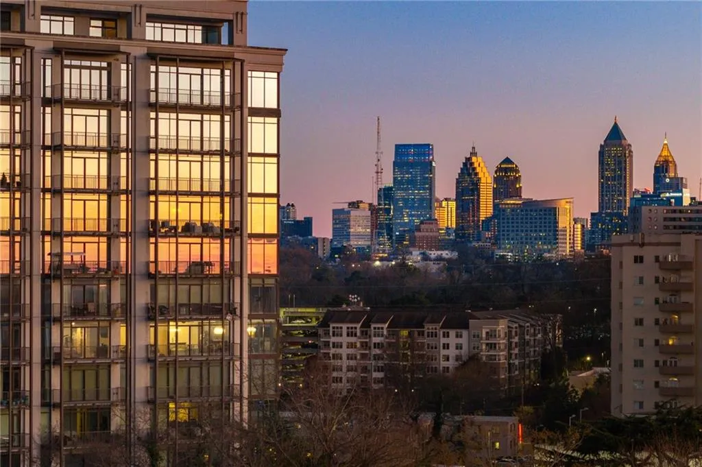 Atlanta, Georgia 30309, United States, 2 Bedrooms Bedrooms, ,3 BathroomsBathrooms,Residential,Active,78685