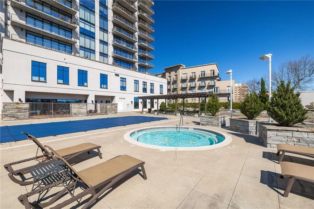 Atlanta, Georgia 30309, United States, 2 Bedrooms Bedrooms, ,3 BathroomsBathrooms,Residential,Active,78685