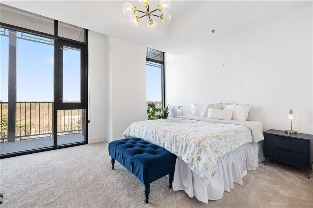 Atlanta, Georgia 30309, United States, 2 Bedrooms Bedrooms, ,3 BathroomsBathrooms,Residential,Active,78685