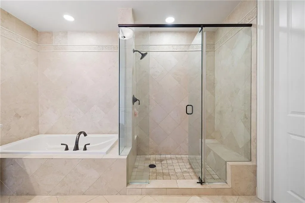 Atlanta, Georgia 30309, United States, 2 Bedrooms Bedrooms, ,3 BathroomsBathrooms,Residential,Active,78685