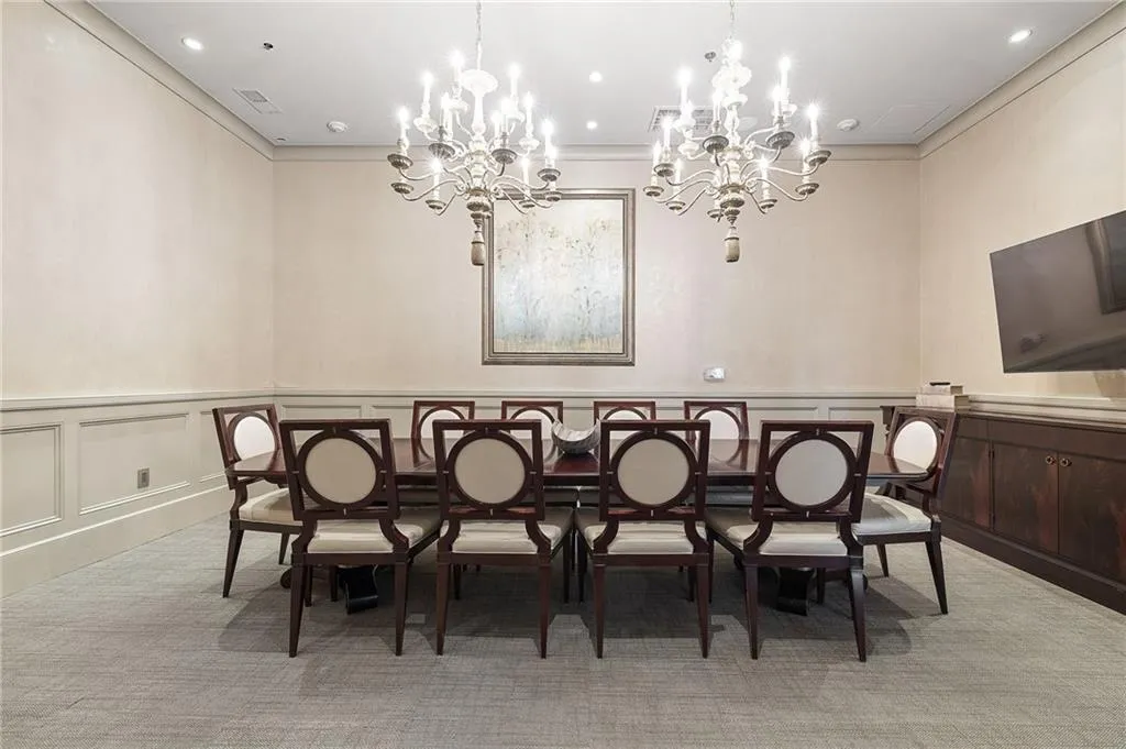 Atlanta, Georgia 30309, United States, 2 Bedrooms Bedrooms, ,3 BathroomsBathrooms,Residential,Active,78685