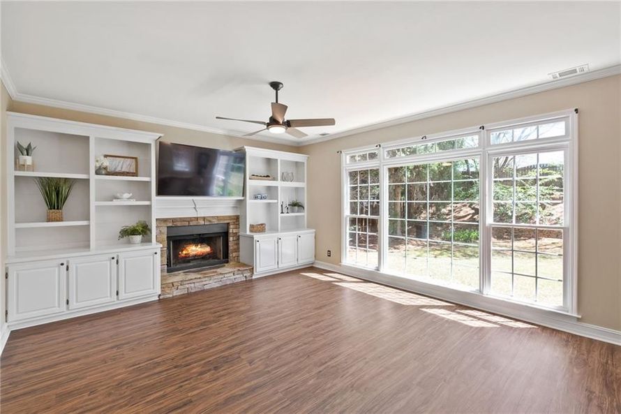 555 Rose Border Dr, Roswell, GA 30075 for sale - Stessa