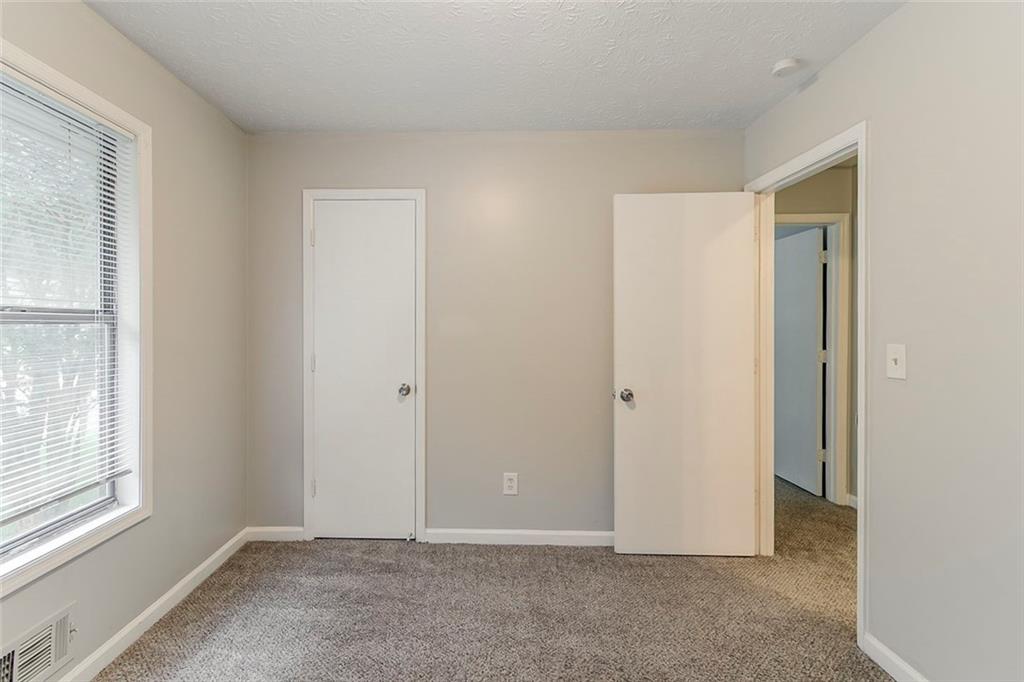 2218 Lowtrail Court, Lithonia, Georgia image 21