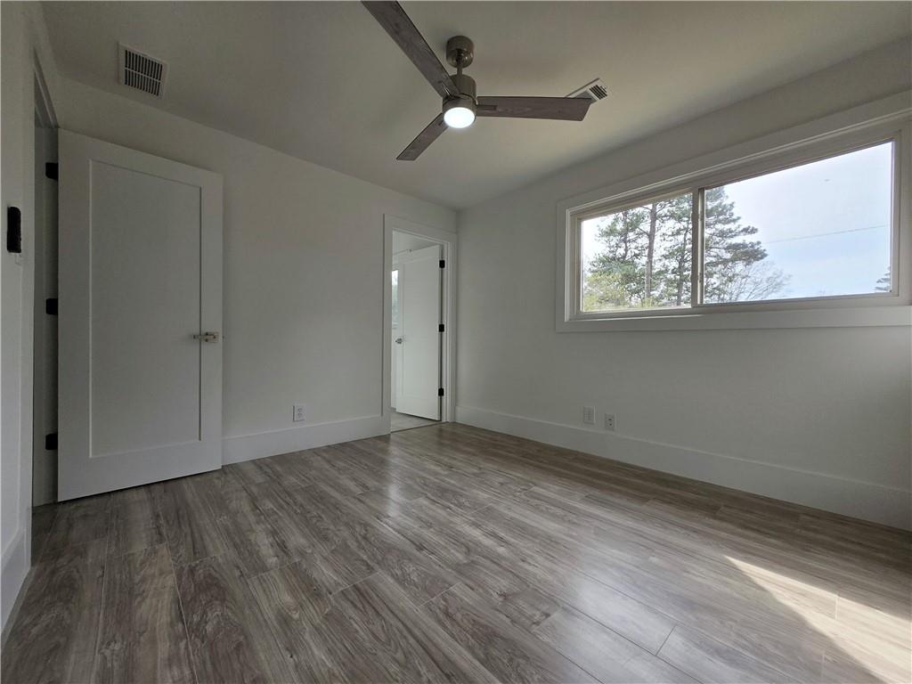 2400 Glenrock Drive, Decatur, Georgia image 12