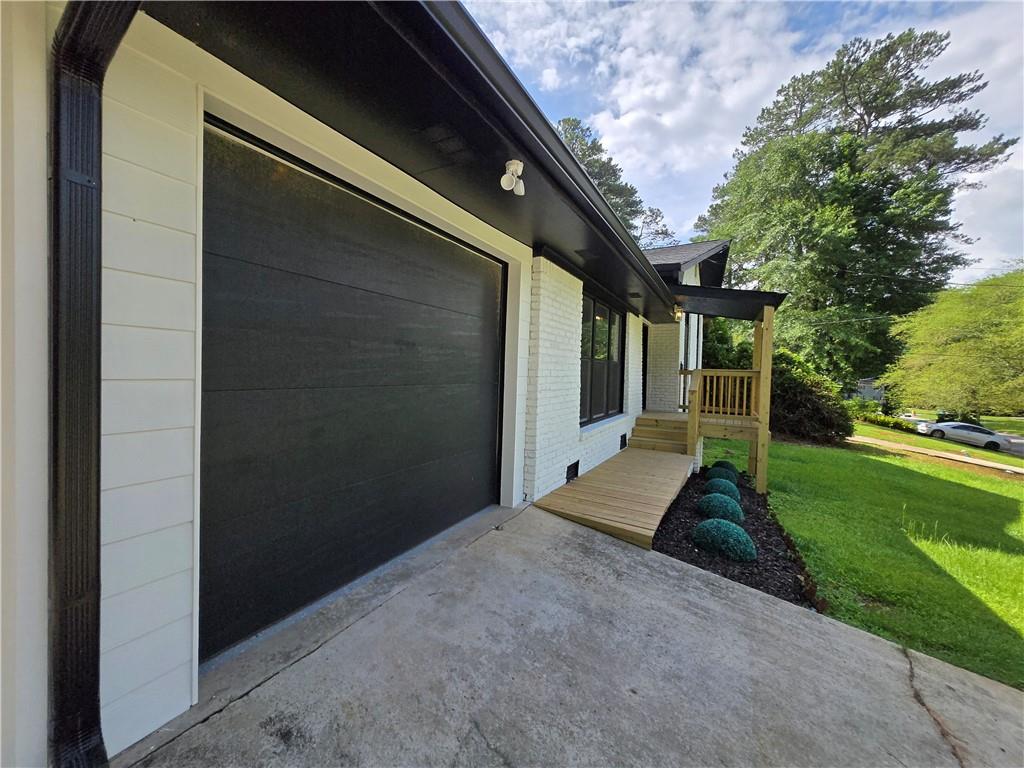 2400 Glenrock Drive