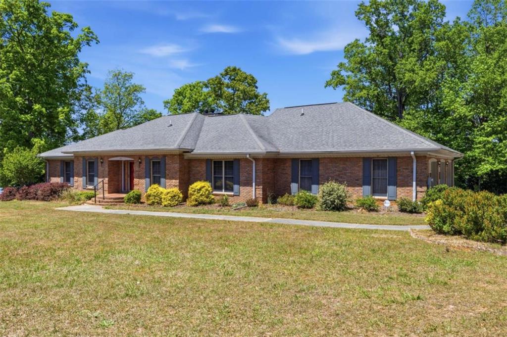 111 Bear Creek Trail