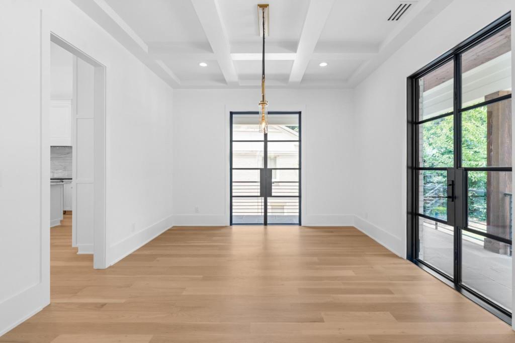 819 Loridans Drive