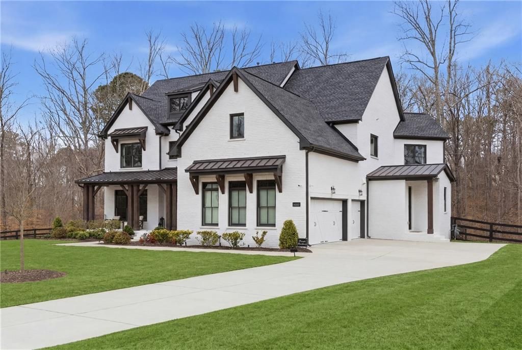 Photo of 14160 Reserve Manor Lane, Roswell, GA 30075 (MLS # 7728263)