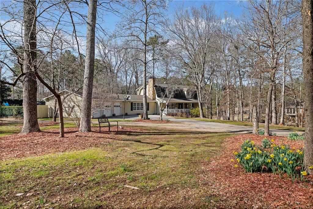 444 Pineview Drive