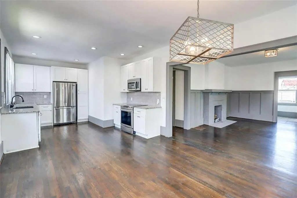 Atlanta, Georgia 30310, United States, 3 Bedrooms Bedrooms, ,3 BathroomsBathrooms,Residential,Active,155449