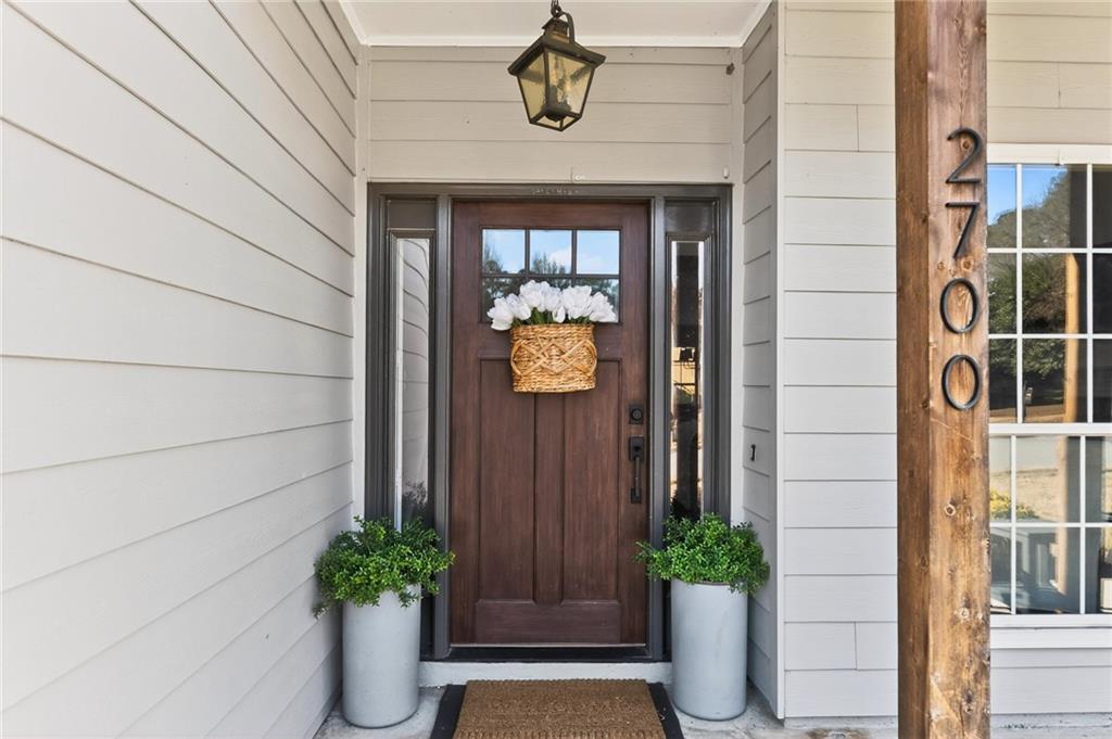 2700 Laurelwood Lane