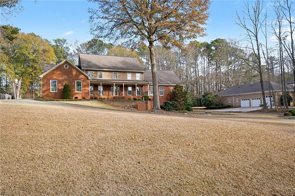 8566 Shoreline Drive