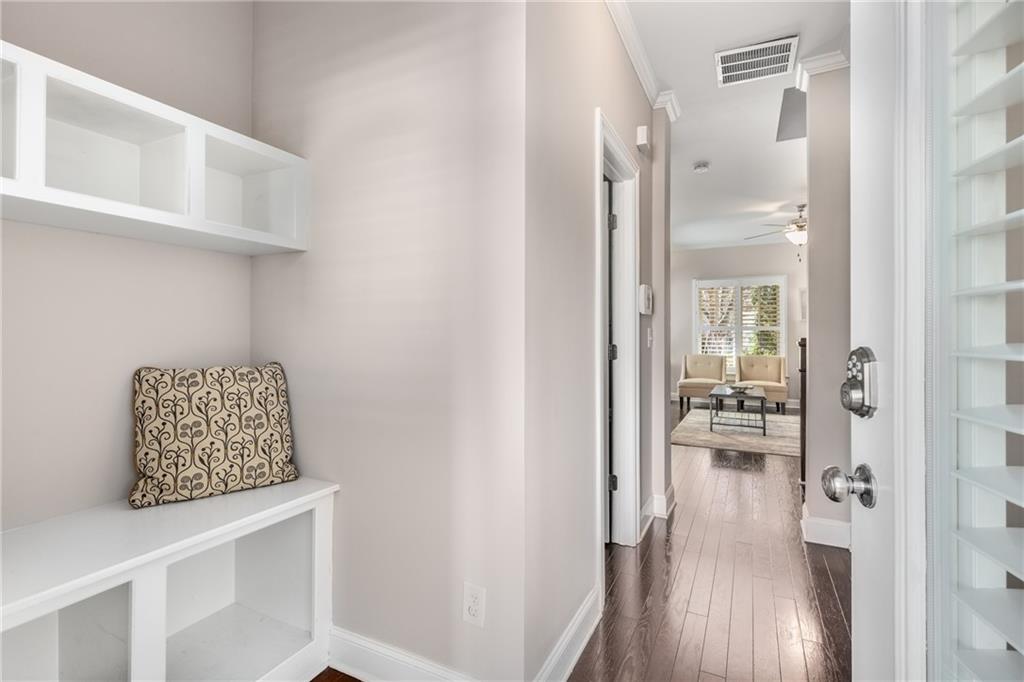 1370 Dupont Park NW