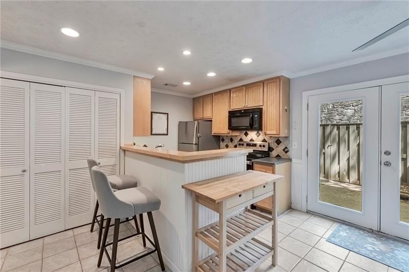 8 Arpege Way NW