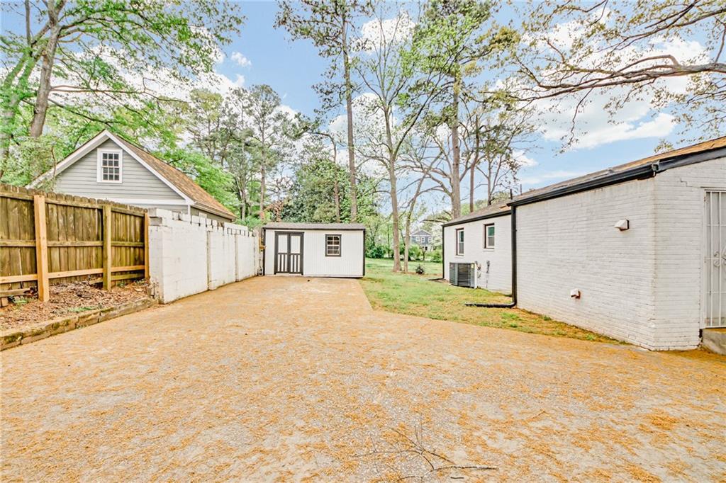 2769 Glenwood Avenue, Atlanta, Georgia image 27