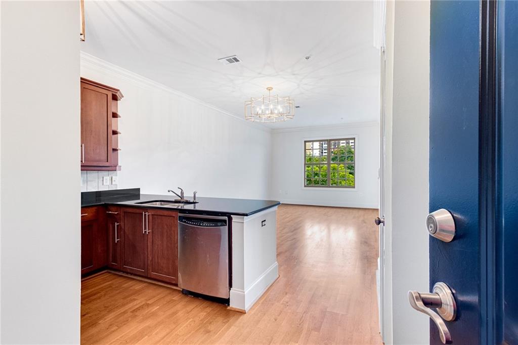 1055 Piedmont Avenue NE 408